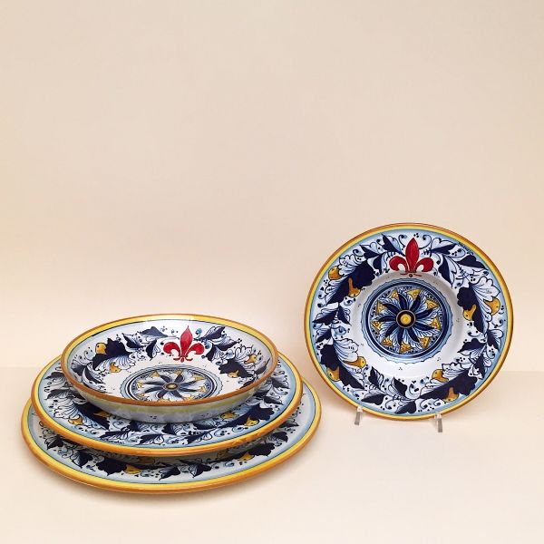 DINNERWARE SET; DESIGN: CAFAGGIOLO BLU GEOMETRICO
